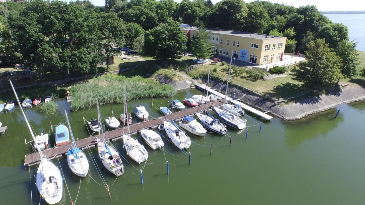 Hotel Daenholm Stralsund Extérieur photo